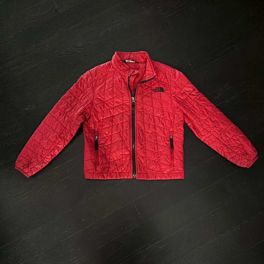 The North Face Thermoball Boys Coat XS (6)